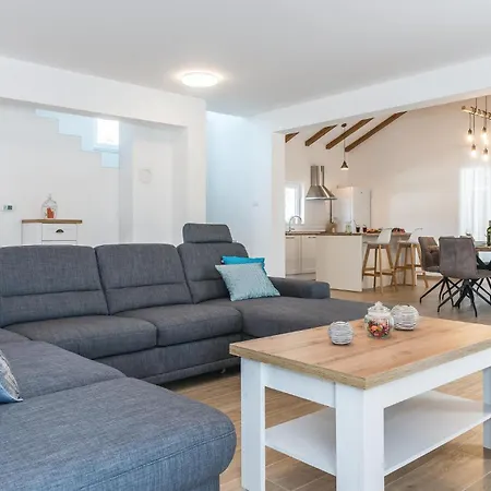 Awesome In With Wifi *