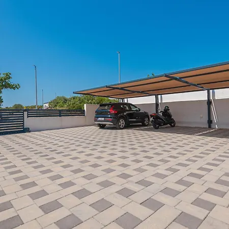 Vikendica Awesome In With Wifi