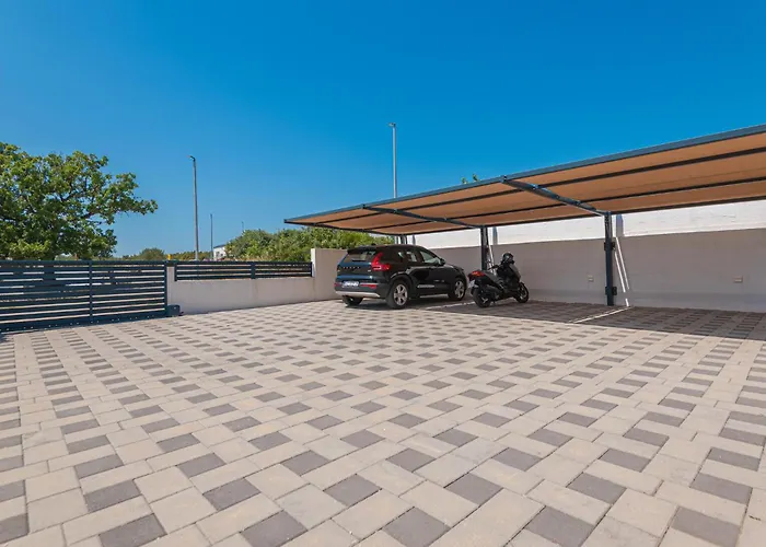 בית נופש Awesome In With Wifi